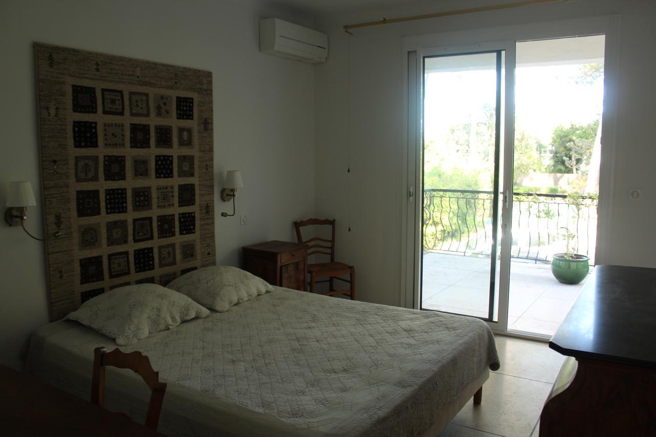 La Maison Blanche Panzió Saint Aygulf Kültér fotó